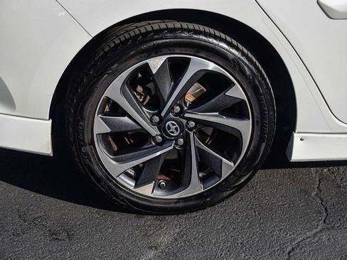 Used 2016 Scion iM image 9