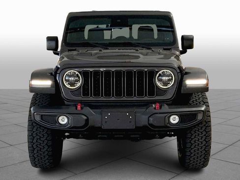 Used 2024 Jeep Gladiator Rubicon w/ Safety Group image 3