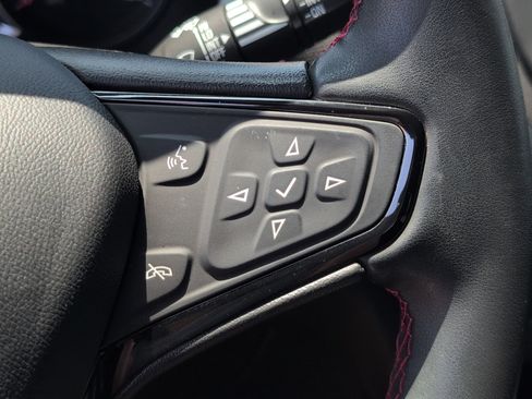 Certified 2024 Chevrolet Equinox RS FWD image 25