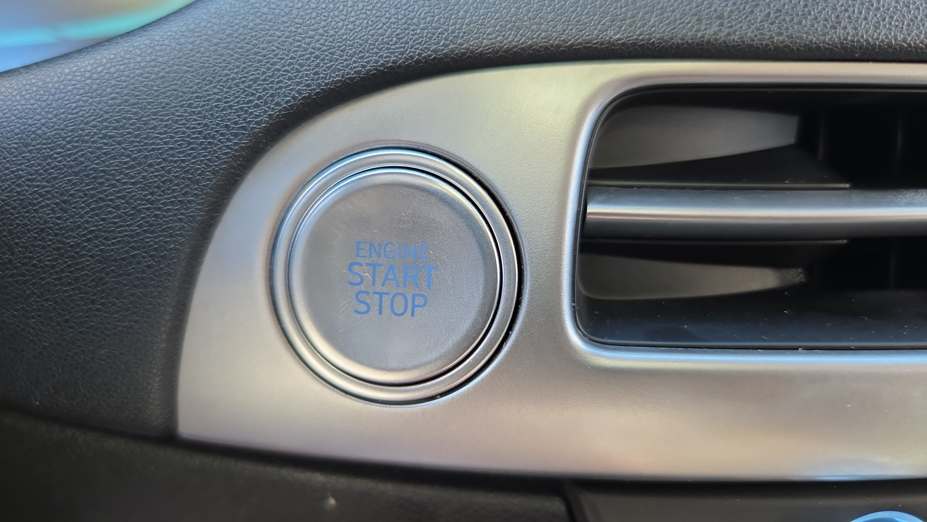 Used 2024 Hyundai Palisade SEL FWD image 24