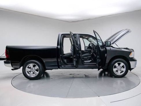 Used 2024 RAM 1500 Classic SLT AWD/4WD image 14