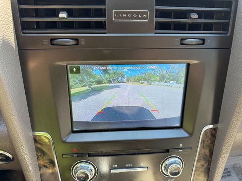 Used 2017 Lincoln Navigator L Select image 21