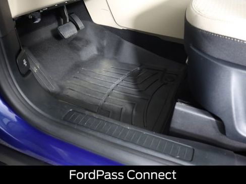 Certified 2022 Ford Escape SE image 36