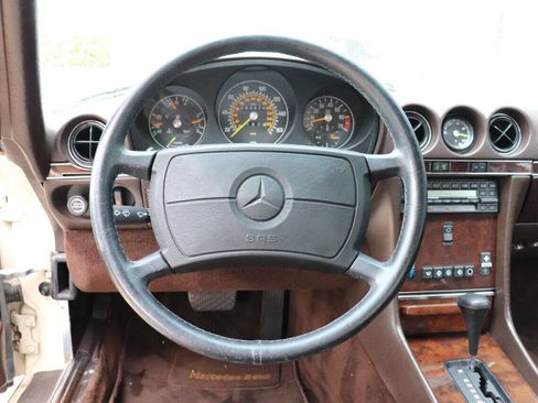 Used 1987 Mercedes-Benz 560 SL image 22