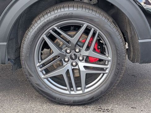 New 2026 Ford Explorer ST w/ Sun And Sound Package image 18