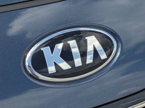Used 2022 Kia Sportage LX FWD image 12