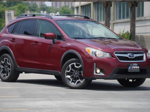 Used 2016 Subaru Crosstrek 2.0i Premium image 11