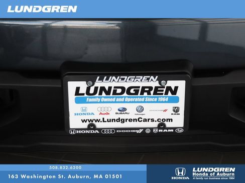 Used 2022 Chevrolet Silverado 1500 RST AWD/4WD image 31