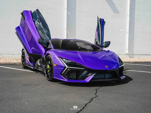 Used 2024 Lamborghini Revuelto AWD/4WD image 31
