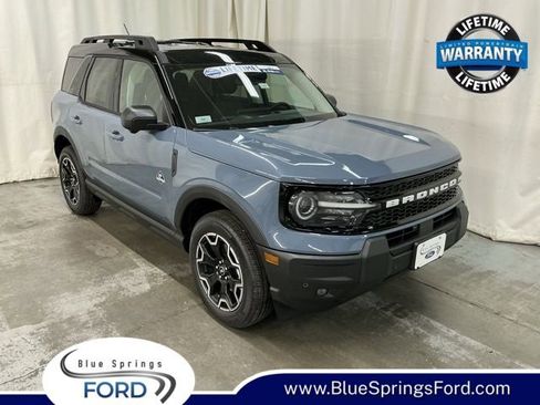 New 2025 Ford Bronco Sport Outer Banks w/ Outer Banks Tech Package+ image 1