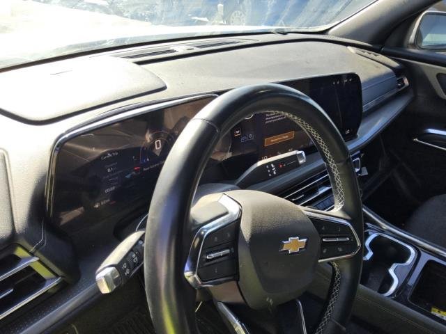 Used 2024 Chevrolet Traverse LT w/ Trailering Package FWD image 2