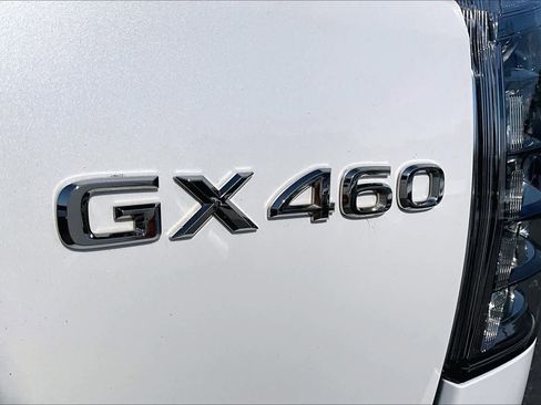 Used 2021 Lexus GX 460 Premium w/ Premium Package image 29