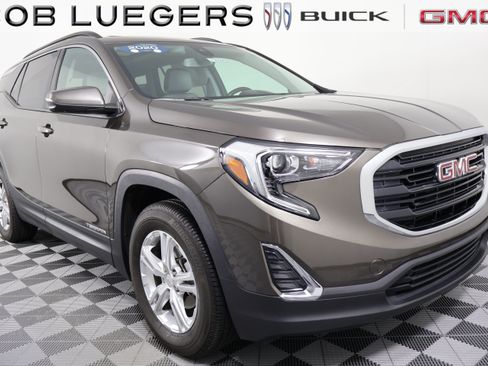 Certified 2020 GMC Terrain SLE w/ Driver Convenience Package AWD/4WD image 1