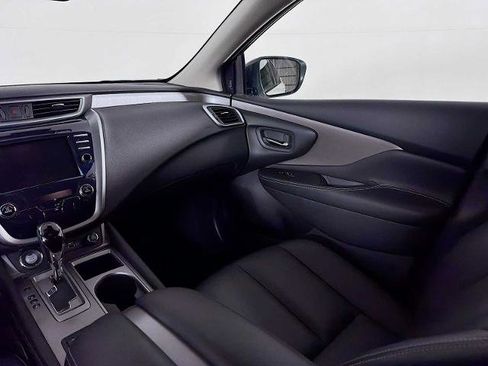 Certified 2023 Nissan Murano SV w/ SV Midnight Edition Package AWD/4WD image 19