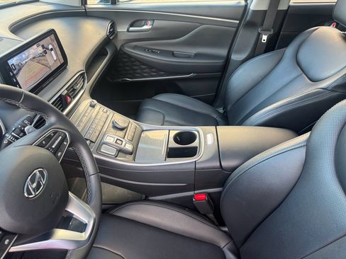 Used 2023 Hyundai Santa Fe SEL w/ Premium Package image 16