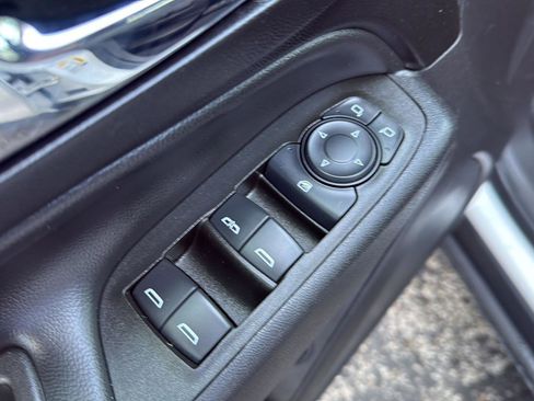 Used 2024 Chevrolet Equinox LT image 22