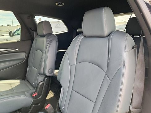 Used 2024 Buick Enclave Essence w/ Sport Touring Edition AWD/4WD image 31