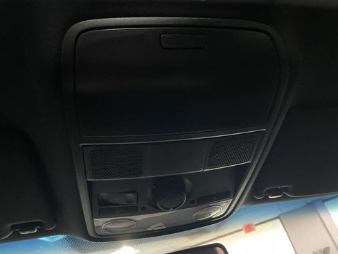 Used 2013 Volkswagen Golf R 2-Door image 31