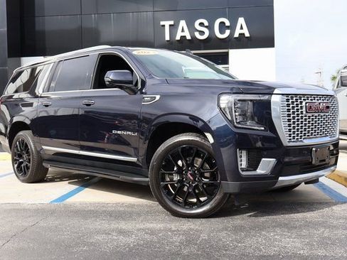 Certified 2023 GMC Yukon XL Denali image 1