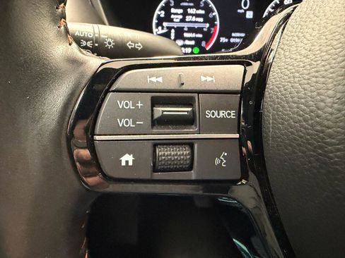 Used 2025 Honda HR-V Sport image 26