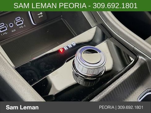 New 2025 Jeep Grand Cherokee Laredo w/ Luxury Tech Group I AWD/4WD image 16