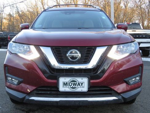 Used 2018 Nissan Rogue SL image 2