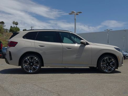 New 2026 BMW X3 xDrive30i w/ M Sport Package AWD/4WD image 3