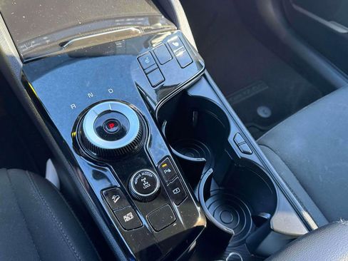 Used 2023 Kia Sportage LX image 28