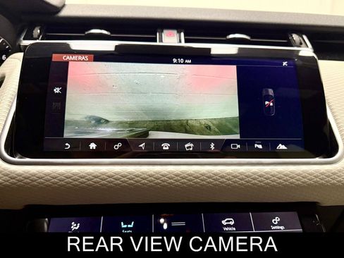 Used 2018 Land Rover Range Rover Velar S AWD/4WD image 36