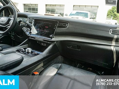 Used 2023 Jeep Wagoneer Series III w/ Preferred Equipment Group image 27