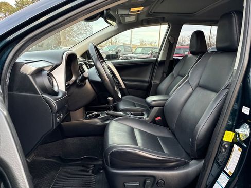 Used 2017 Toyota RAV4 Limited image 9