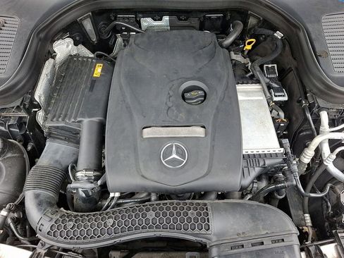 Used 2018 Mercedes-Benz GLC 300 GLC 300 image 28