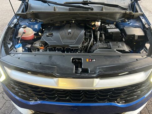 Used 2023 Kia Sportage EX image 29