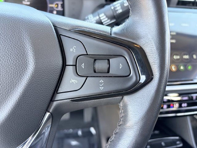 Used 2023 Chevrolet Bolt EUV Premier w/ Sun & Sound Package FWD image 9