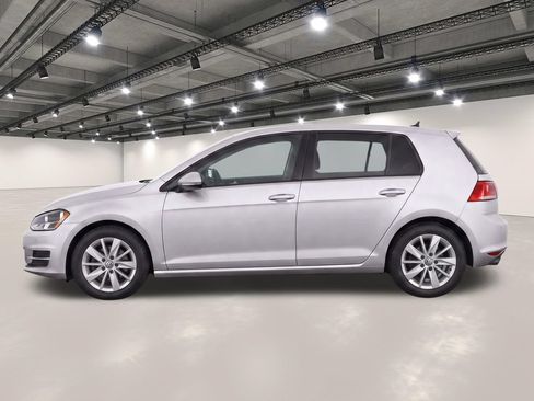 Used 2016 Volkswagen Golf S FWD image 6
