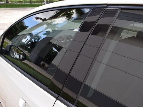 Used 2013 Volkswagen Golf TDI image 36