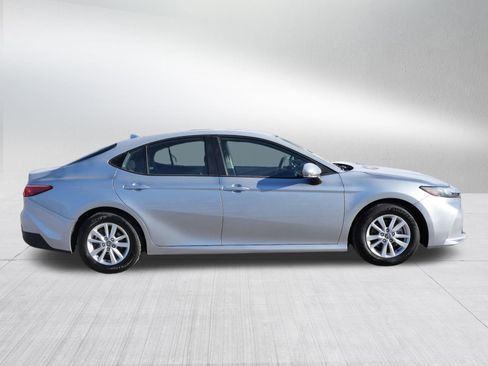 Certified 2025 Toyota Camry LE image 9