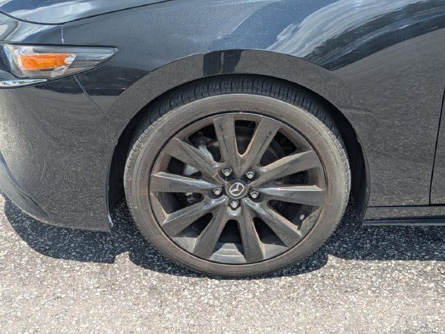 Used 2024 MAZDA MAZDA3 s FWD image 11