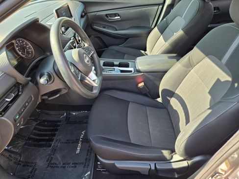 Certified 2024 Nissan Sentra SV FWD image 13