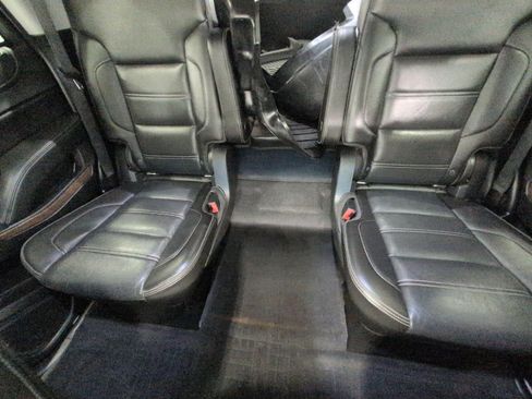 Used 2019 GMC Yukon Denali w/ Denali Ultimate Package AWD/4WD image 24