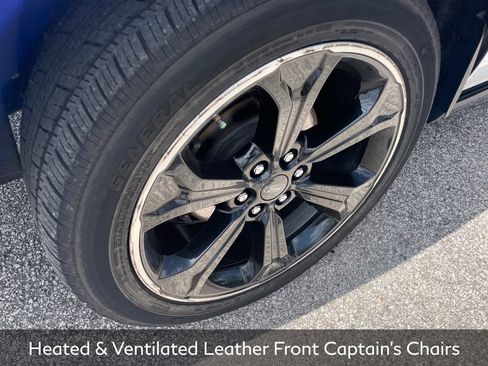 Used 2024 Ford Expedition Limited RWD image 9