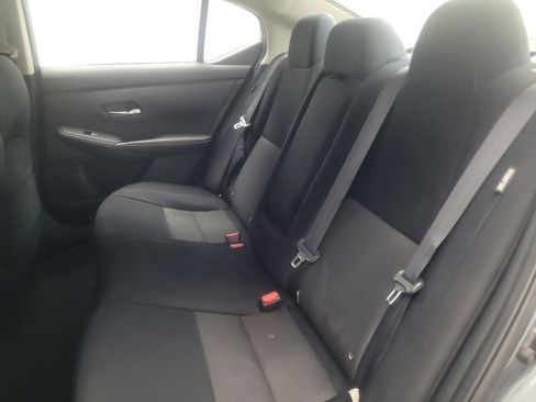 Used 2021 Nissan Sentra SV FWD image 18