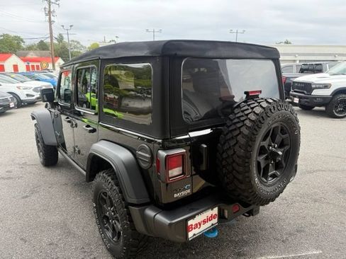 Used 2023 Jeep Wrangler Unlimited w/ Cold Weather Group AWD/4WD image 16