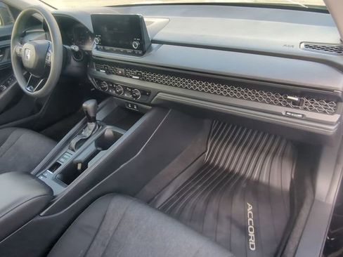 Used 2023 Honda Accord EX image 27