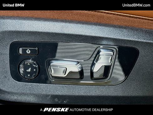 Used 2026 BMW X5 xDrive40i w/ M Sport Package AWD/4WD image 4