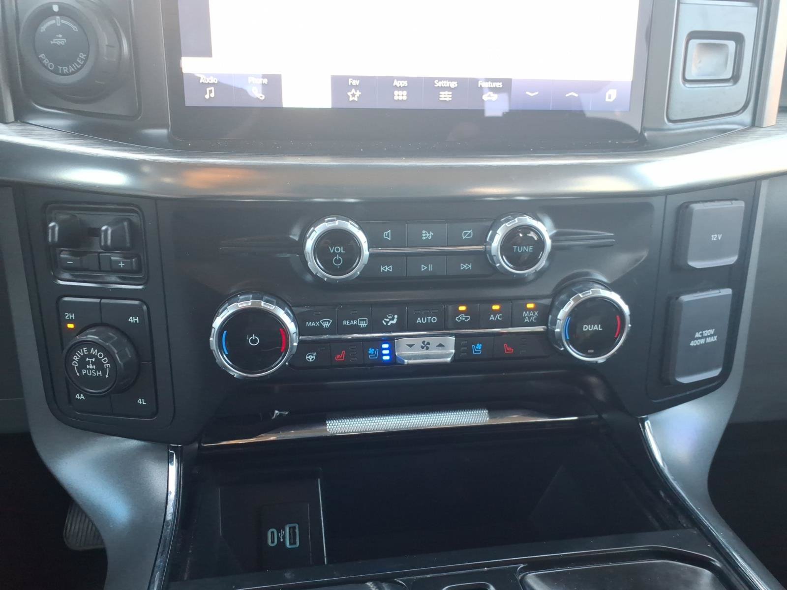 Certified 2023 Ford F150 Lariat w/ Max Trailer Tow Package AWD/4WD image 25