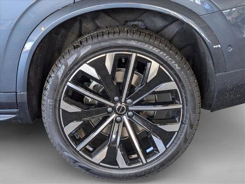 Certified 2026 Volvo XC90 B6 Plus w/ Protection Package Premier AWD/4WD image 10