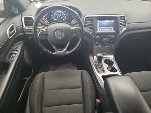 Used 2020 Jeep Grand Cherokee Laredo image 22