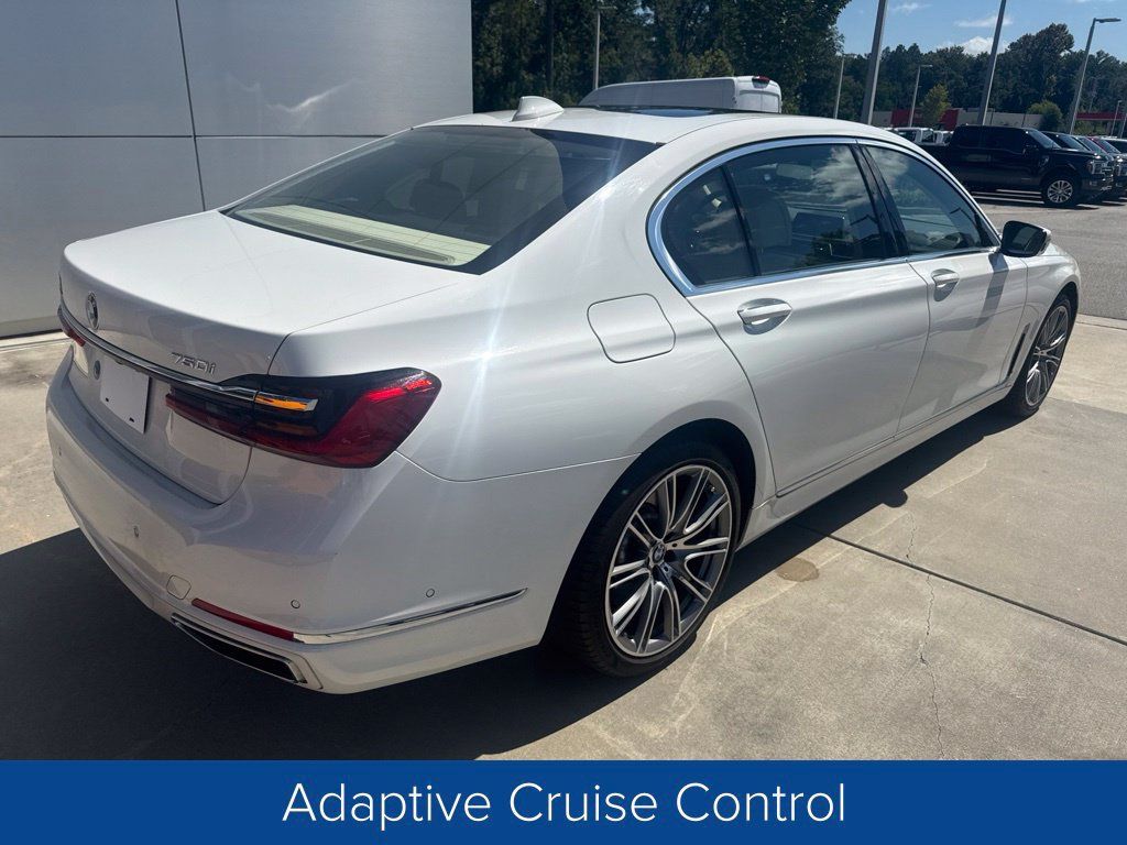 Used 2020 BMW 750i xDrive AWD/4WD image 7