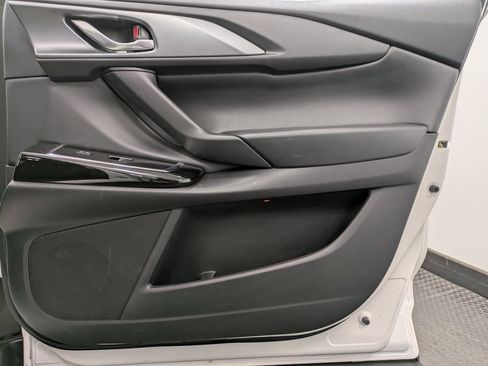 Certified 2023 MAZDA CX-9 Touring image 27